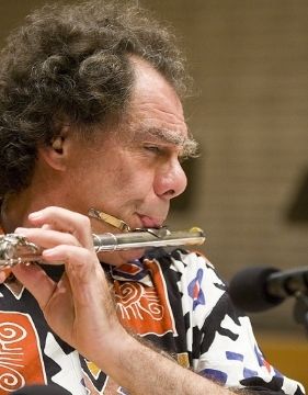 A picture of famous flute player Robert Dick