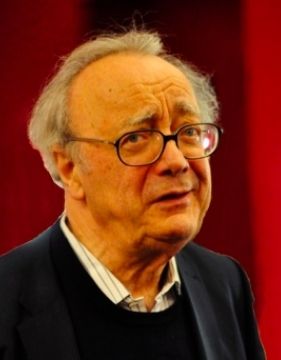 photo of Alfred Brendel, a famous pianist