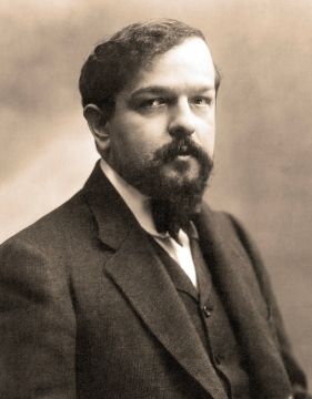 Photo portrait of musician Claude Debussy