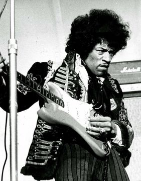 Black and white photo of one the legendary guitarists of all time - Jimi Hendrix