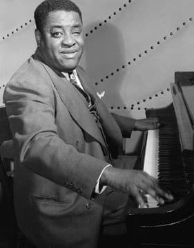 Photo of famous blind pianist Art Tatum