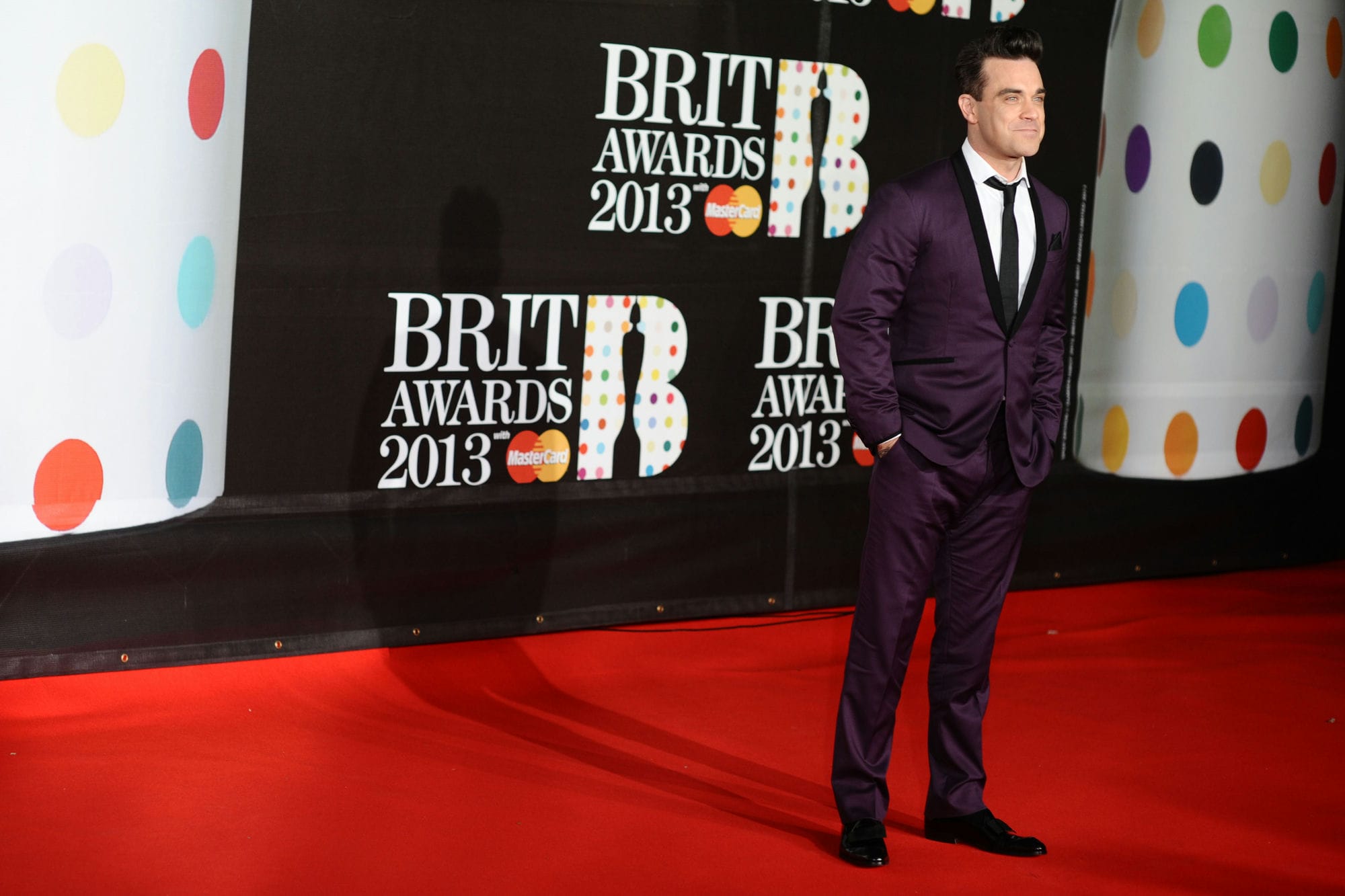 Robbie Williams Arrives For The Brit Awards 2013 At The